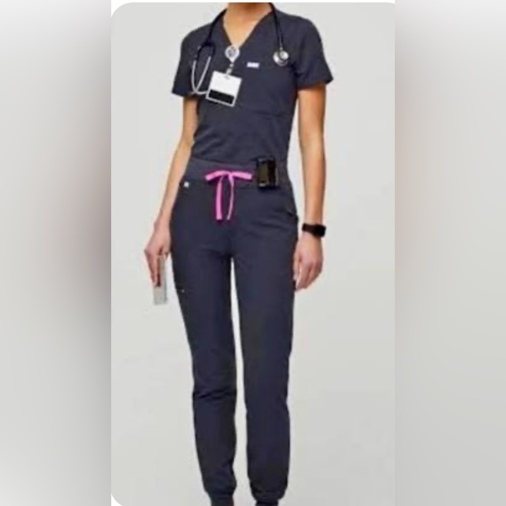FIGS Night Sky Scrub Set, XS Top XS/P Jogger Pant